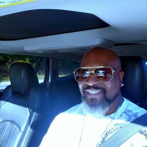 Meet your Posher, Troy